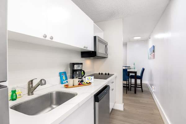 Fully-equipped kitchen