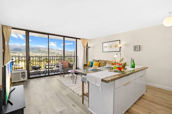 Countertop dining area