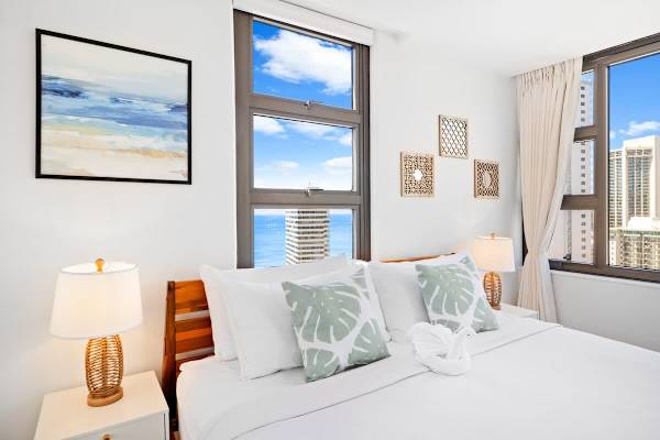 Enjoy beautiful ocean view from your bedroom window!
