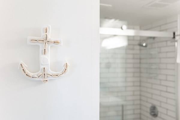 Bathroom detail