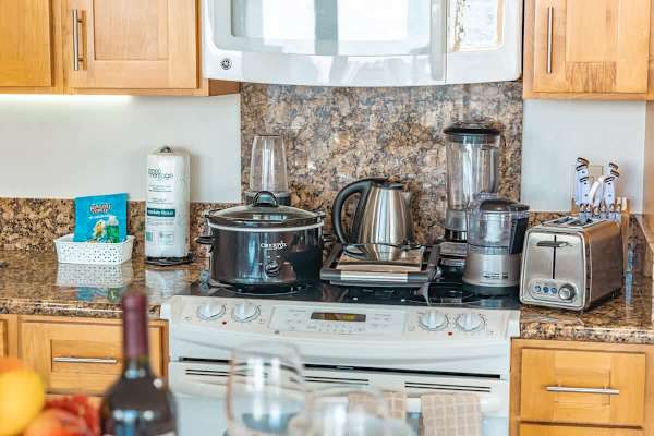 Full-size appliances are provided.