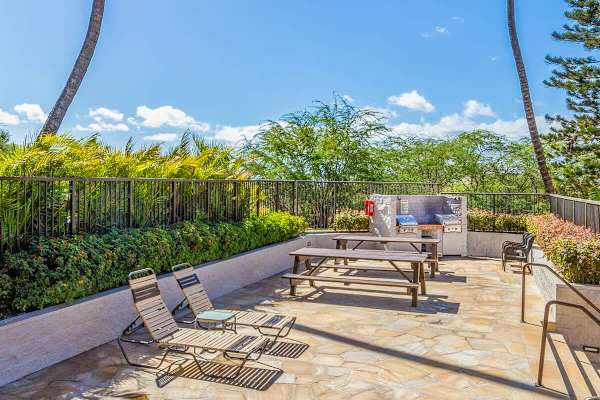 BBQ grill and sun deck area