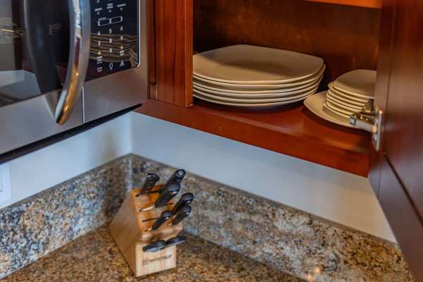 Utensils available in the kitchen