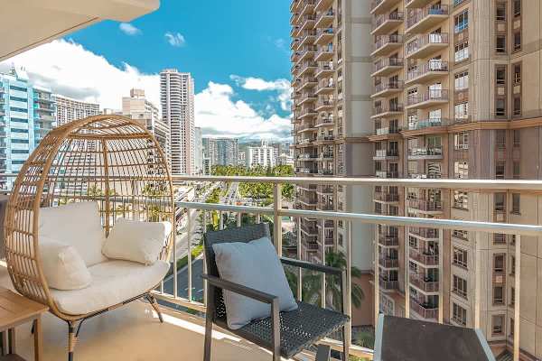Have coffee or a bottle of beer on your balcony with this kind of view.