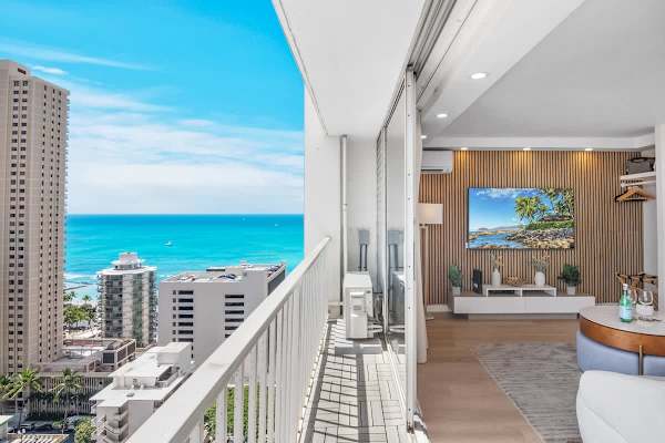 A beautiful stunning ocean view from your condo.