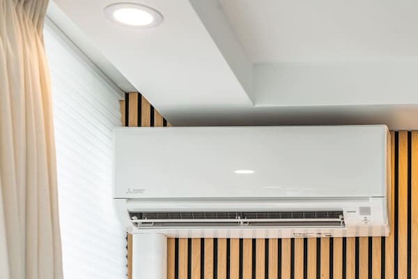 A split-type ac condo for your convenience. 