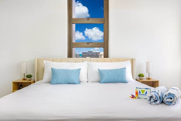 Have a relaxing sleep on your king-size bed while enjoying the mesmerizing views from your window
