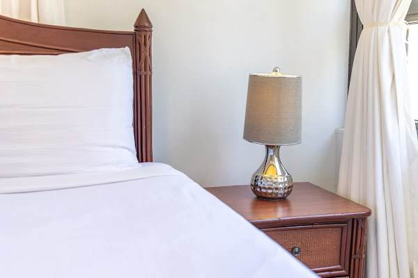 Bedroom details.