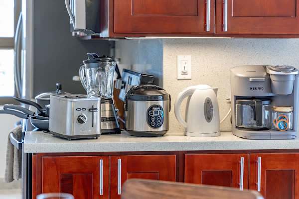 Appliances that are provided.
