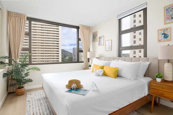 Have a restful night's sleep in your bedroom with a king-size bed and mountain view.