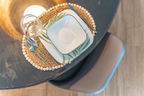 Dining details