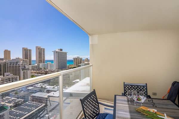 Have breakfast or enjoy coffee on your balcony with a beautiful ocean view, and Ala Wai Canal on the other side.