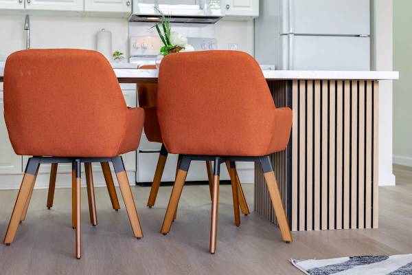 Dining area details