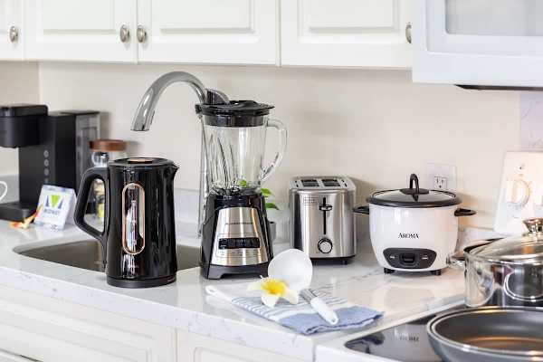 Fully-equipped kitchen