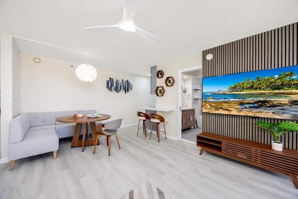 Overview of the living room