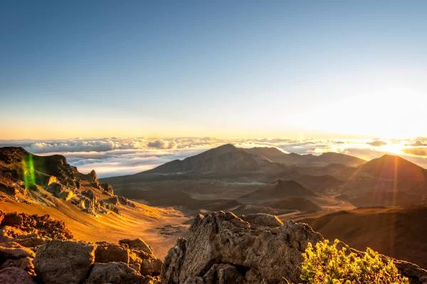 Explore the beauty of Maui
