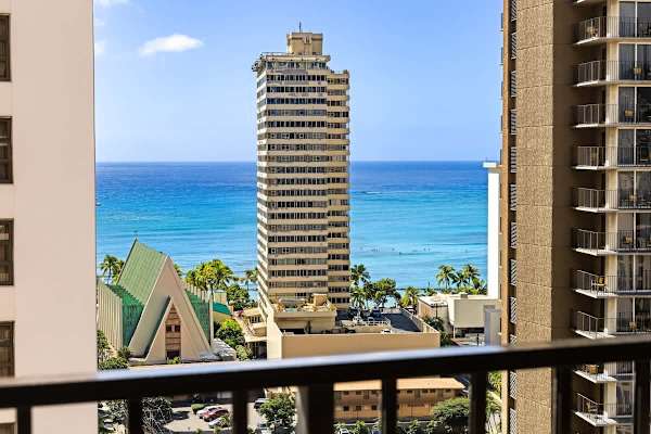 Get ready to enjoy this truly spectacular ocean view right from your unit, looking out over the clear turquoise water and the beautiful Honolulu skyline!