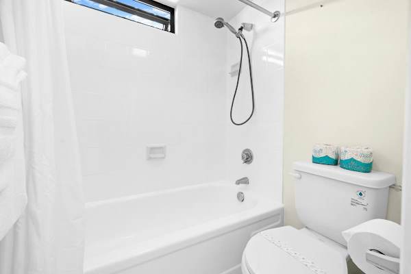 Refreshed in your full bathroom with a tub and shower combination!