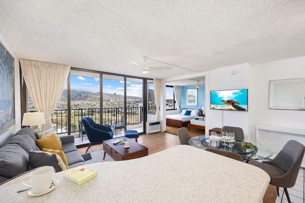 Experience ultimate comfort and breathtaking mountain views from this modern condo, featuring a 42" smart TV and a convenient pull-out sleeper sofa.