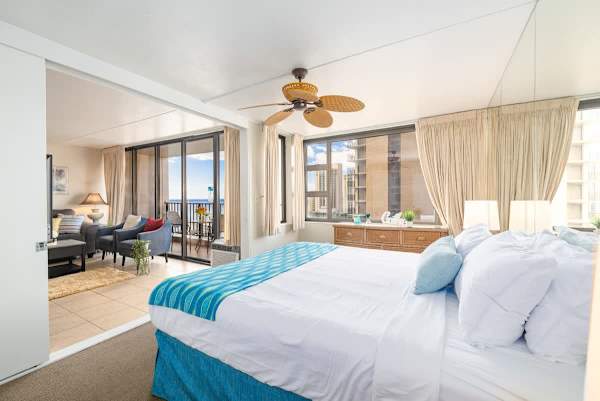 Sliding doors that separates the bedroom to the living room. Black out curtains 