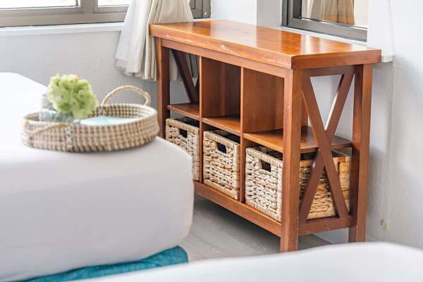 Bedroom detail