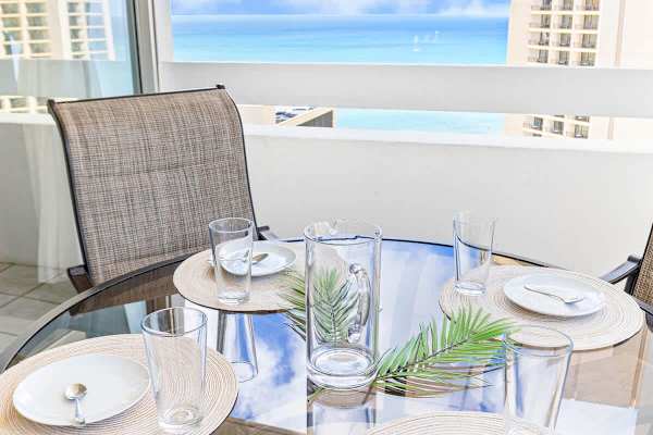 Enjoy morning breakfast on your lanai!
