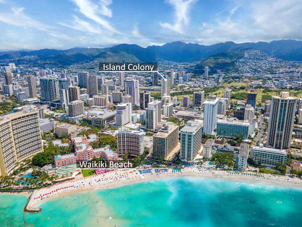 The Island Colony building is just a short walk to the Waikiki Beach!