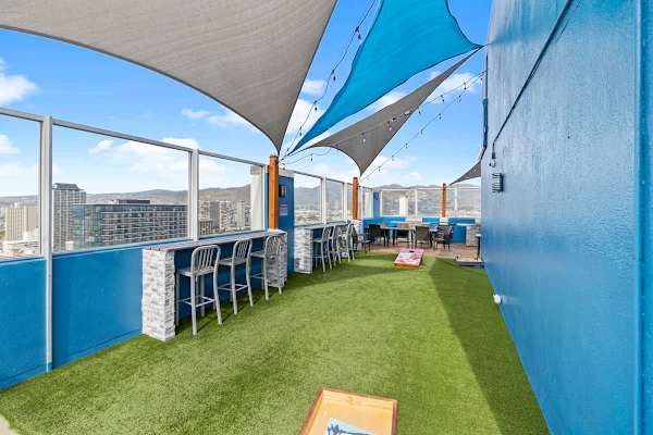 Pool and BBQ area