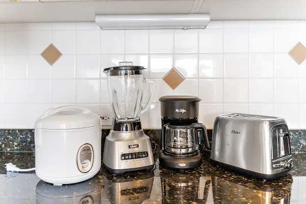 Appliances available 
