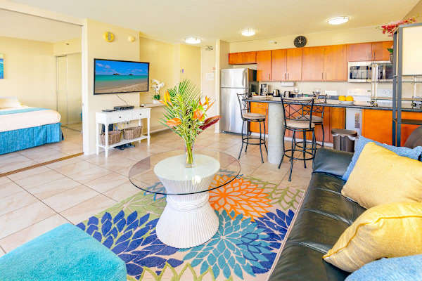 Living room with a flat-screen Smart TV with cable