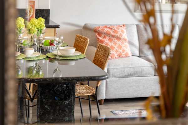 Decorative details