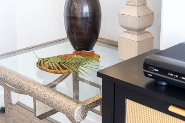 Decorative details