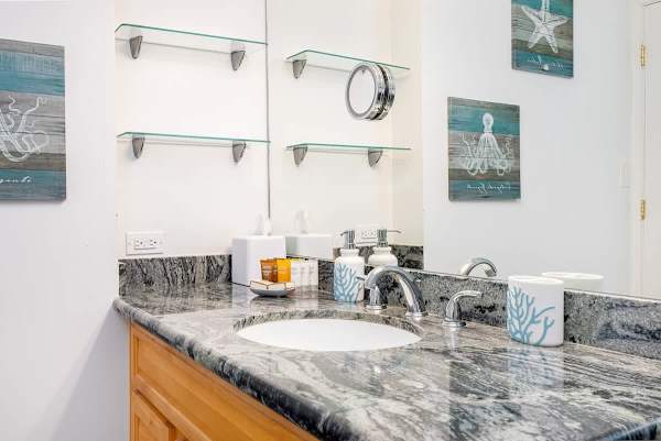 Bathroom details