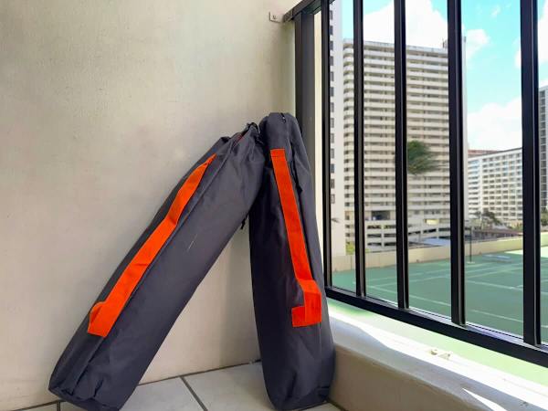 We provide 2 beach chairs and a beach umbrella for guests' use