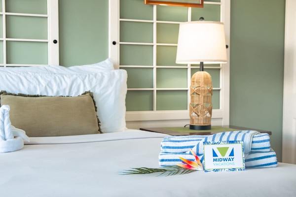 King-size bed for a restful night's sleep. Plus, a bedside lamp.