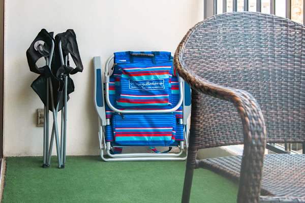 We provide 2 beach chairs for guests' use