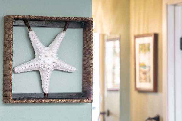 Decorative details