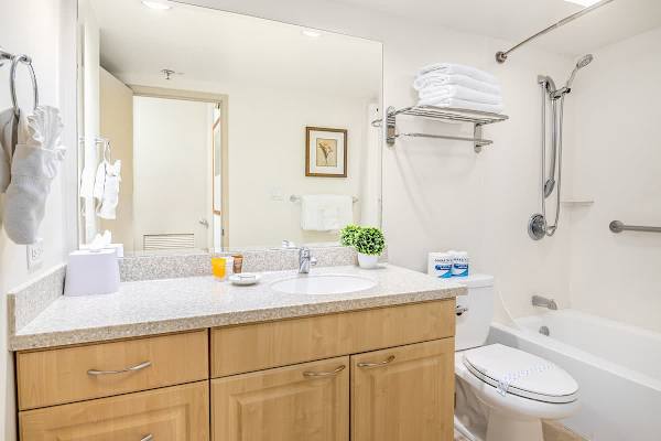 Freshen up in your full bathroom with tub and shower combination!