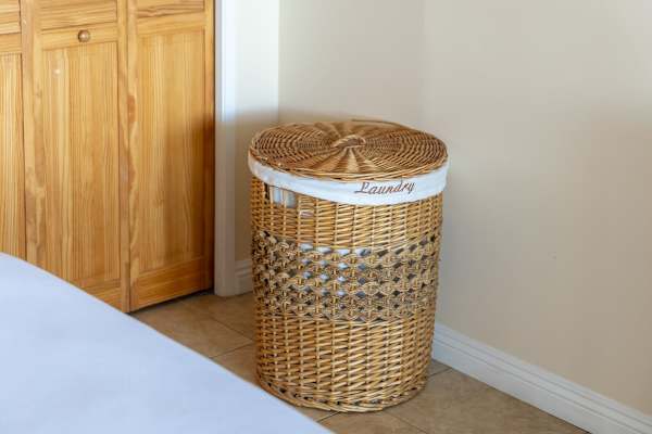 Island living - lanai, pool & beach essentials