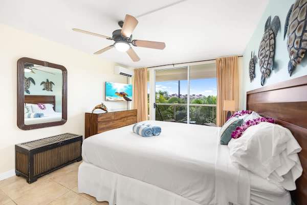 Island living - lanai, pool & beach essentials