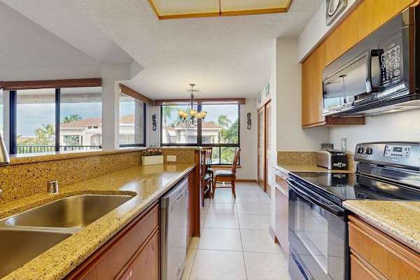 Fully Equipped Kitchen For Island Feasts