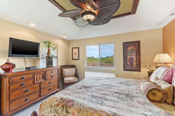 Cozy Retreat With Smart TV
