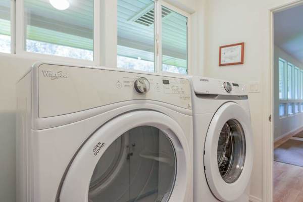 In-Unit Front-Load Washer & Dryer