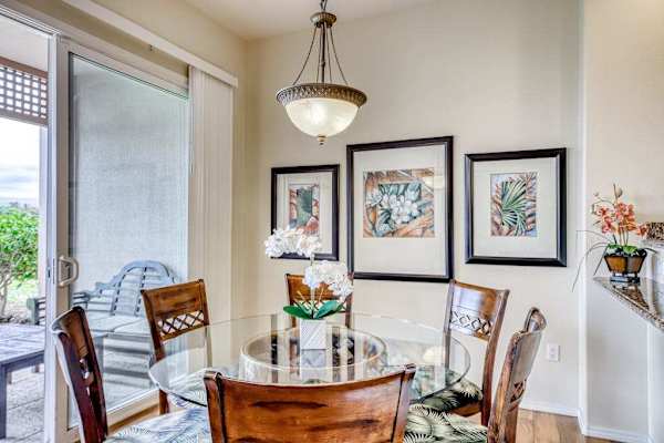 Bright dining area with lanai access