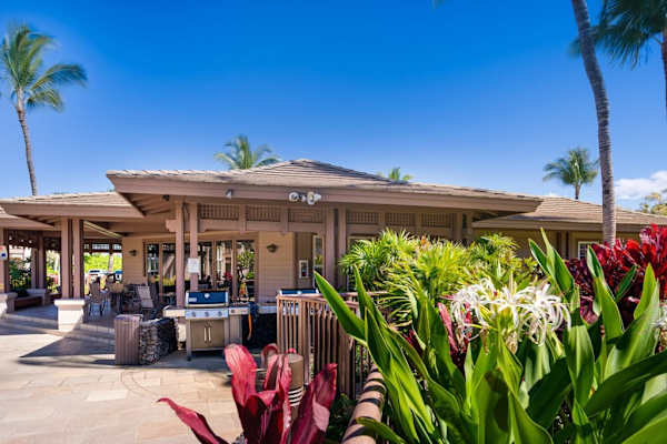 Community BBQ area for outdoor dining