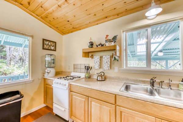 Well Equipped Kitchen With Ample Counter Space
