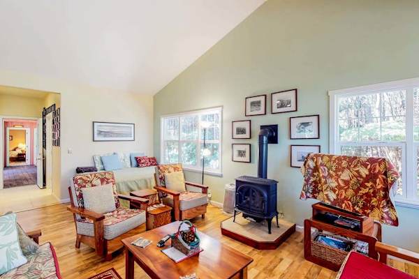 Cozy Living Room With Fireplace Charm