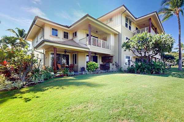 Beautiful Island Villa Exterior