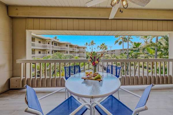 Al Fresco Dining Under The Soft Island Breeze