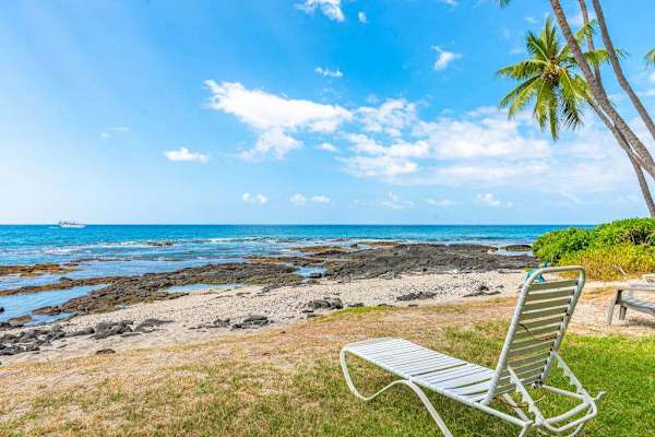 Relax In Paradise With Direct Panoramic Ocean Views